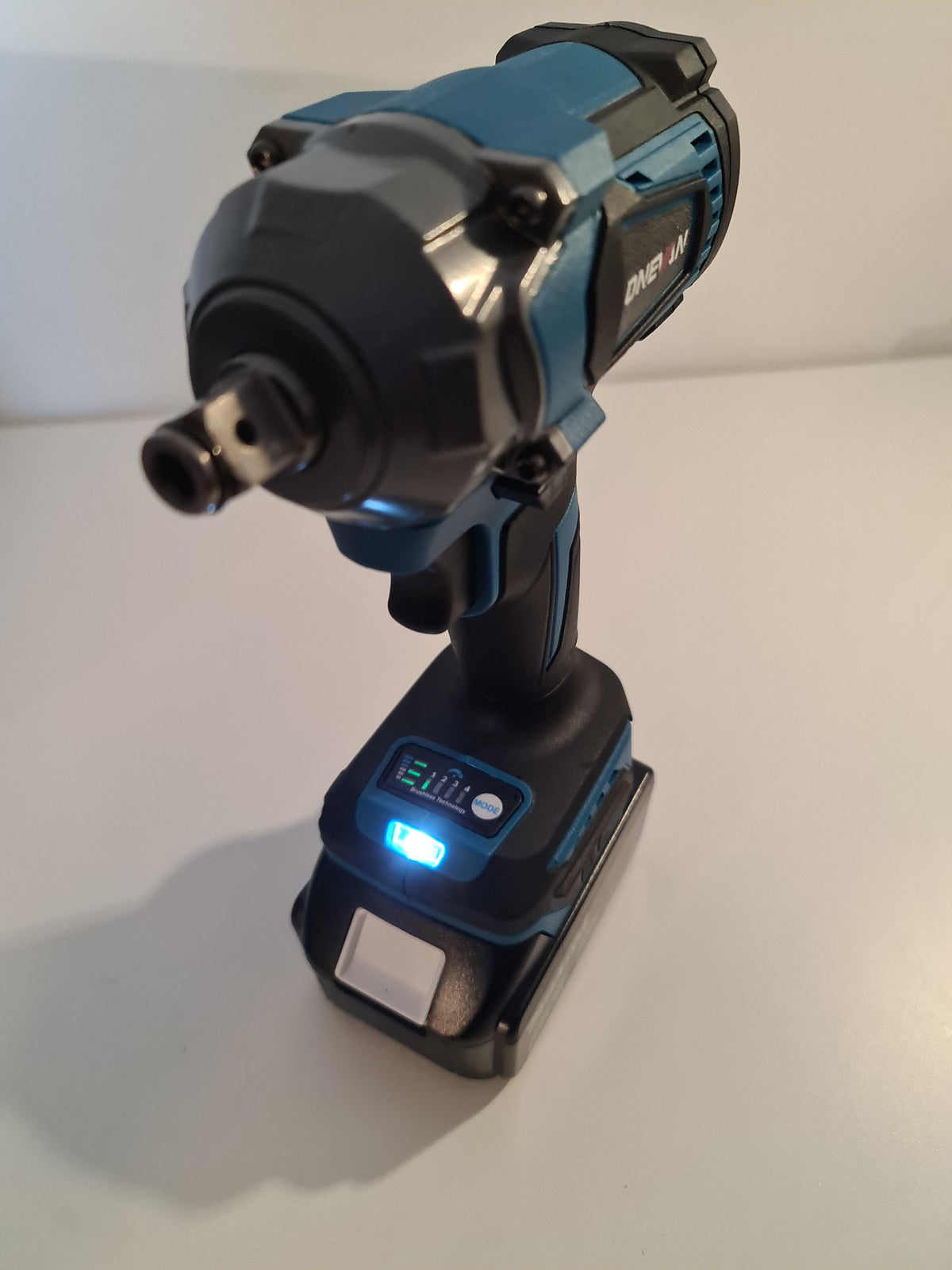 OneVan 1200Nm Borstlös Mutterdragare (18V)