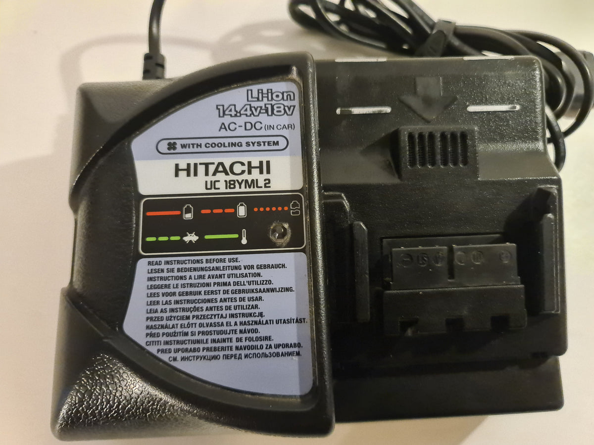 Begagnad Hitachi DS18DBL 18V bor-/skruvdragare – 1 fungerande batteri + 3 extra batterier (Renoverings-/Reservkit)