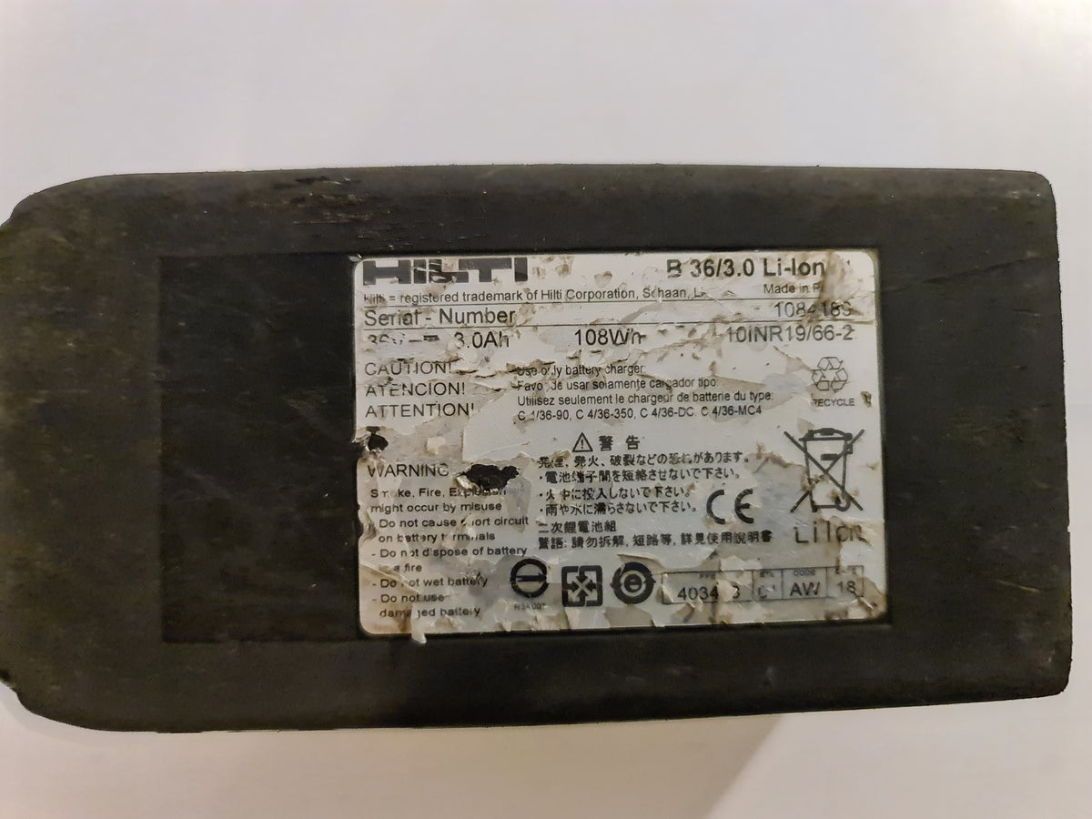 Hilti 36V Proffskit – WSR 36-A Tigersåg, Snabbladdare, 36V 3.0Ah Batteri & Väska (Begagnat)