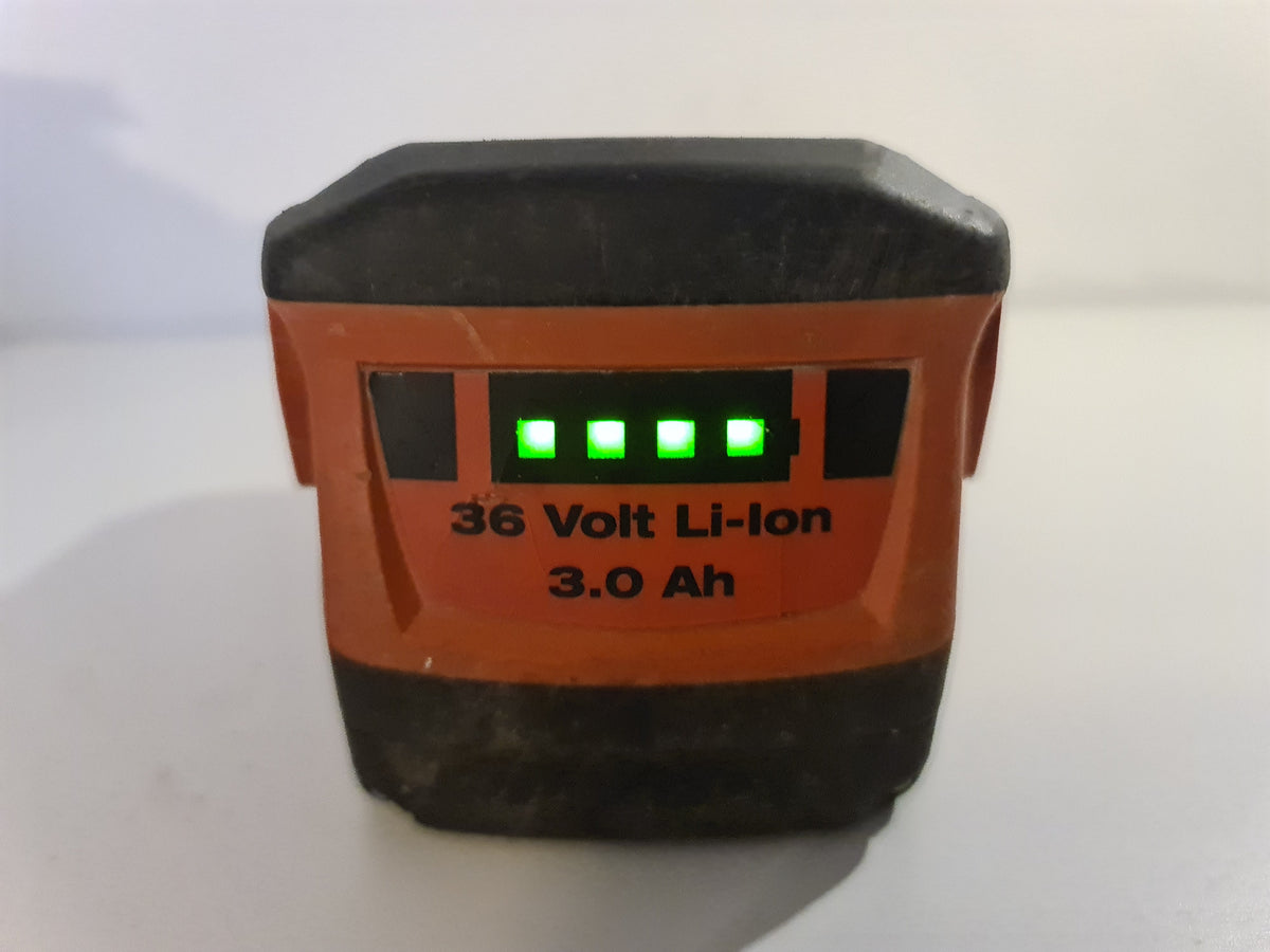 Hilti 36V Proffskit – WSR 36-A Tigersåg, Snabbladdare, 36V 3.0Ah Batteri & Väska (Begagnat)