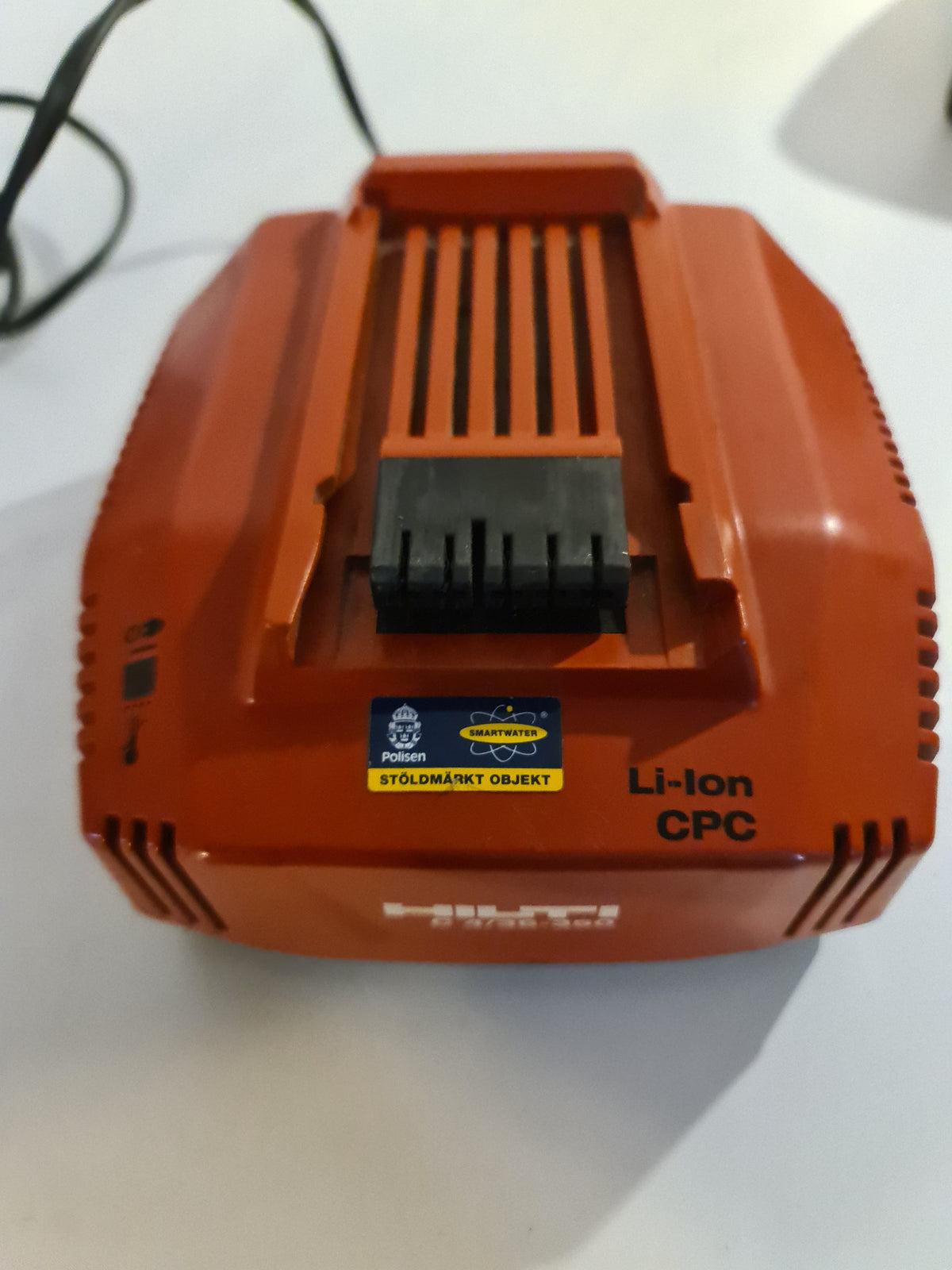 Hilti 36V Proffskit – WSR 36-A Tigersåg, Snabbladdare, 36V 3.0Ah Batteri & Väska (Begagnat)